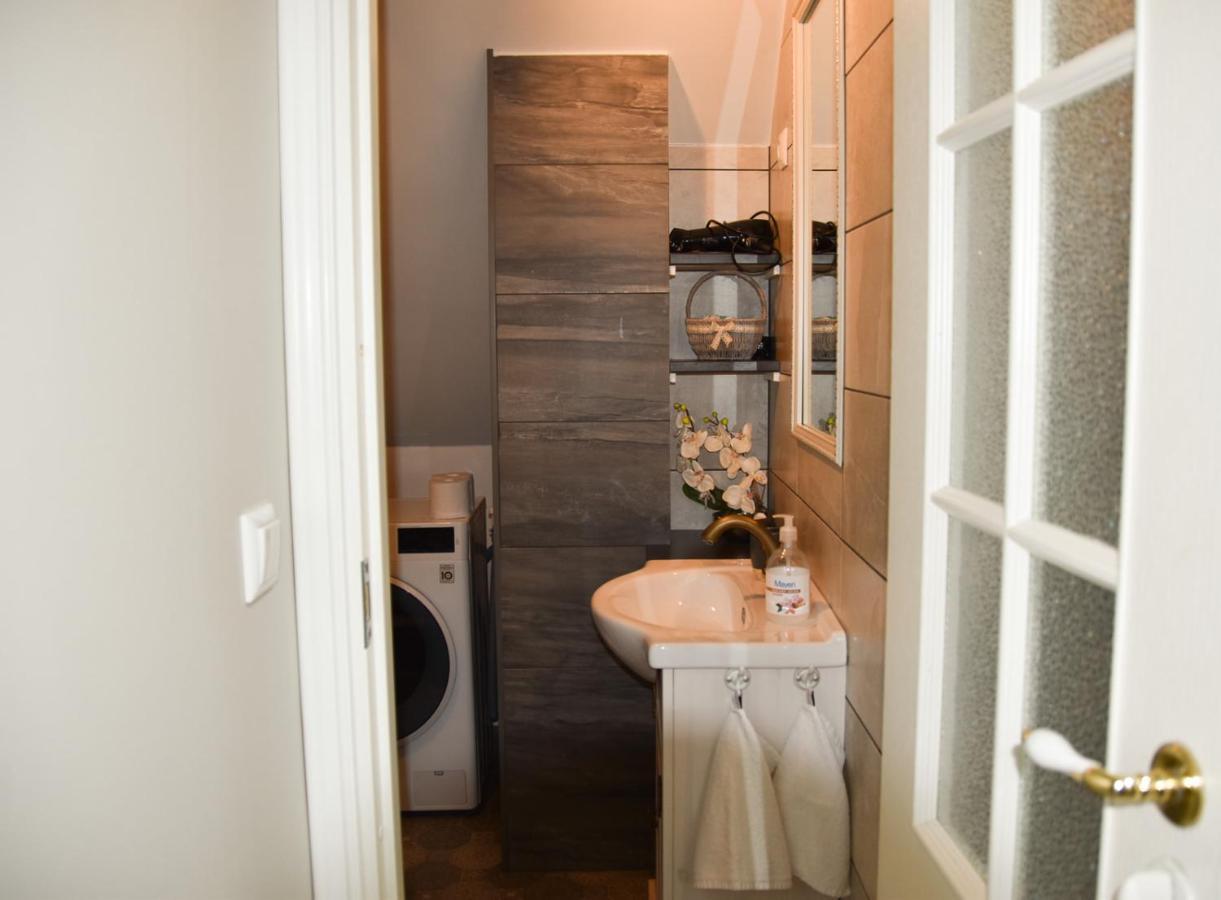 Paju Apartement With Sauna Võru Esterno foto